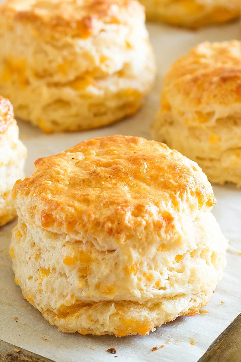 Irresistibly Cheesy Cayenne Scones: Warm, Buttery & Fluffy
